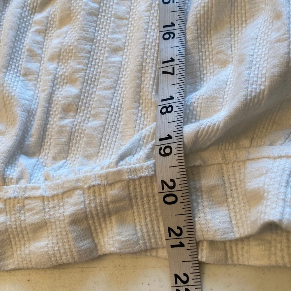 Free People Cream Ruffle Lace Pullover Cropped Top - Picture 12 of 12